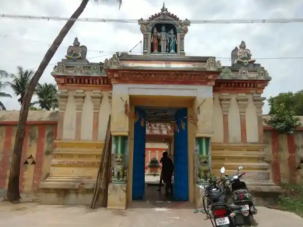 Arulmigu Varadharaja Perumal Temple, Koliyanur - 605103 அருள்மிகு வரதராஜப்பெருமாள் திருக்கோயில், கோலியனுர் - 605103, Viluppuram - Ancient Temple Architecture and History Image 7