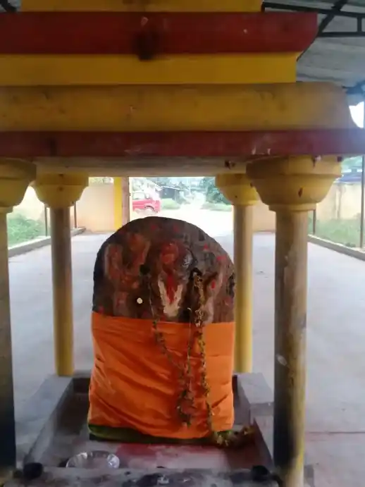 Arulmigu Varadharaja Perumal Temple, Melpaappampaadi - 604153 அருள்மிகு வரதராஜப்பெருமாள் திருக்கோயில், Melpaappampaadi - 604153, Viluppuram - Ancient Temple Architecture and History Image 3