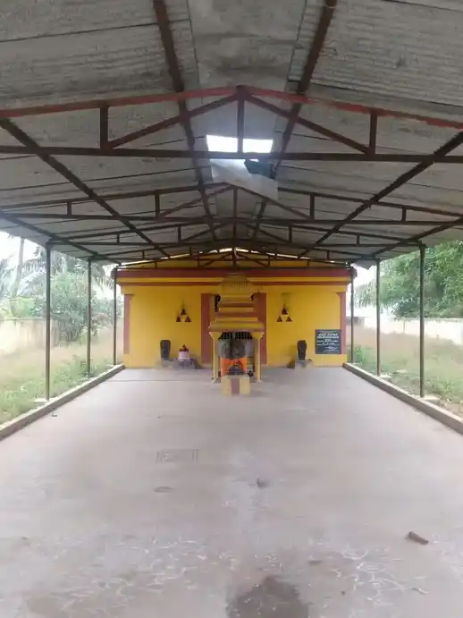 Arulmigu Varadharaja Perumal Temple, Melpaappampaadi - 604153 அருள்மிகு வரதராஜப்பெருமாள் திருக்கோயில், Melpaappampaadi - 604153, Viluppuram - Ancient Temple Architecture and History Image 8