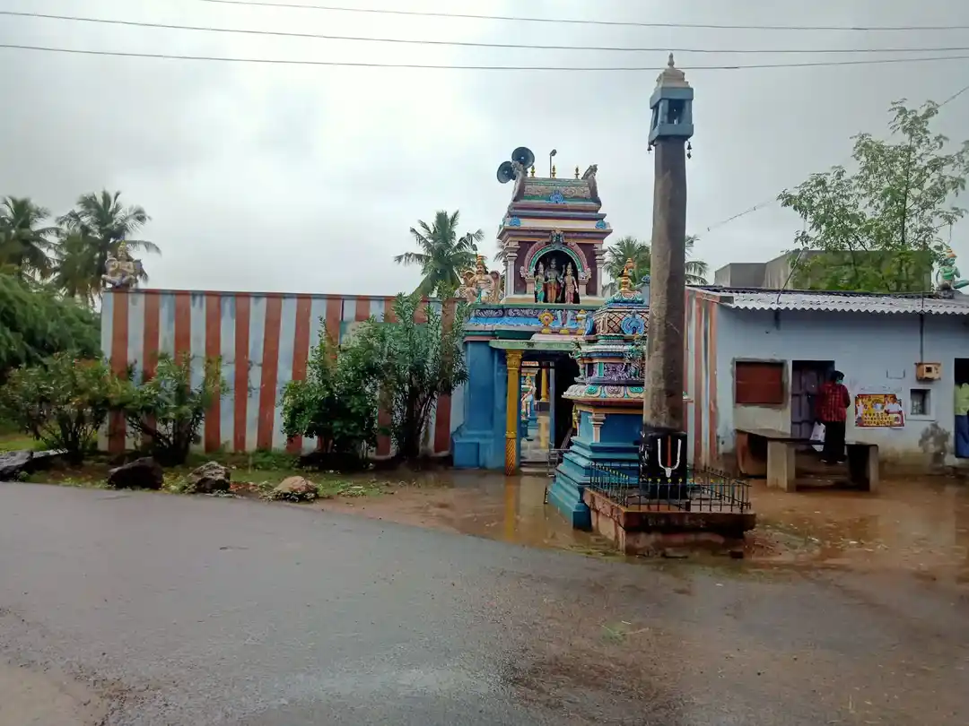Arulmigu Varadharaja Perumal Temple, Mo.Vannanjsoor - 606213 அருள்மிகு வரதராஜபெருமாள் திருக்கோயில், Mo.Vannanjsoor - 606213, Kallakurichi - Ancient Temple Architecture and History Image 2