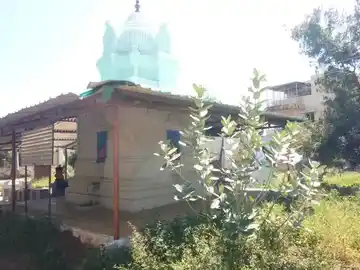 Arulmigu Varadharaja Perumal Temple, Nallagoundampalayam - 638453 அருள்மிகு வரதராசப்பெருமாள் திருக்கோயில், Nallagoundampalayam - 638453, Erode - Ancient Temple Architecture and History Image 4