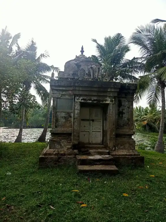 Arulmigu Varadharaja Perumal Temple, Nunakkadu - 614715