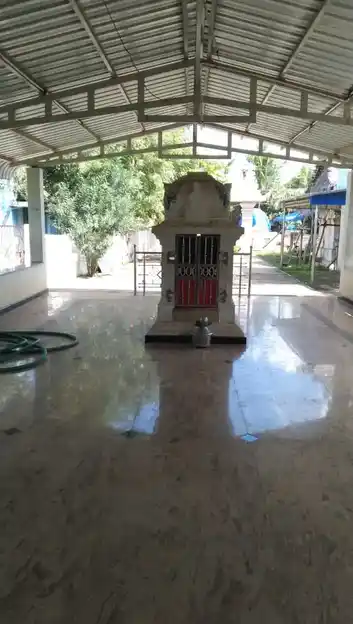 Arulmigu Varadharaja Perumal Temple, Paravakkottai, Paravakkottai - 614015 அருள்மிகு நாகநாதசுவாமி மற்றும் வரதாராஜபெருமாள் திருக்கோயில், Paravakkottai, Paravakkottai - 614015, Thiruvarur - Ancient Temple Architecture and History Image 3