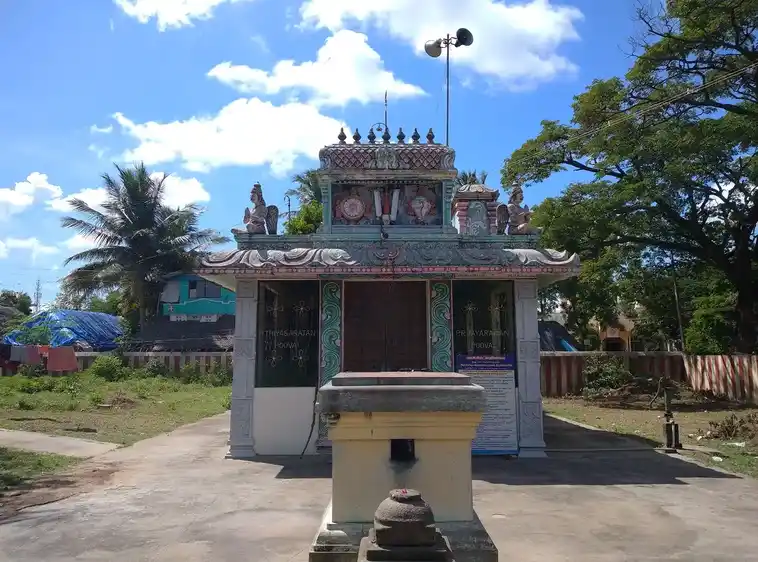 Arulmigu Varadharaja Perumal Temple, Ponthottam - 609503 அருள்மிகு வரதராஜபெருமாள் திருக்கோயில், Ponthottam - 609503, Thiruvarur - Ancient Temple Architecture and History Image 2
