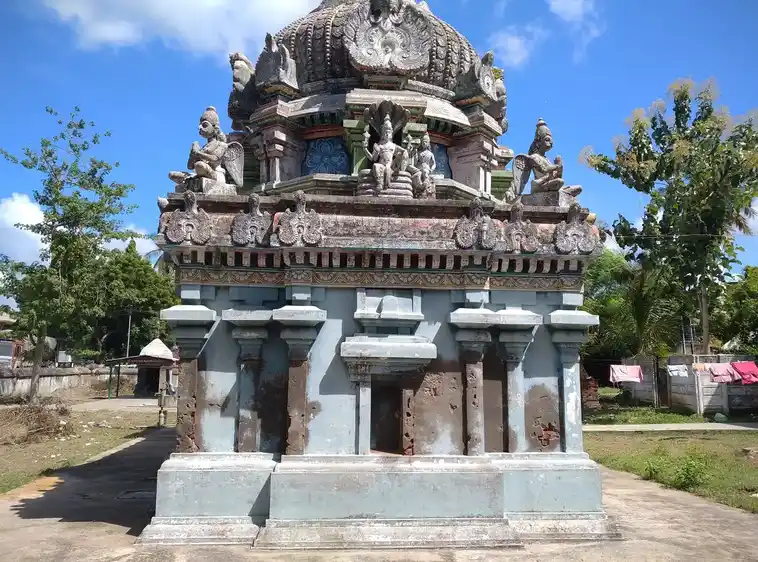 Arulmigu Varadharaja Perumal Temple, Ponthottam - 609503 அருள்மிகு வரதராஜபெருமாள் திருக்கோயில், Ponthottam - 609503, Thiruvarur - Ancient Temple Architecture and History Image 4