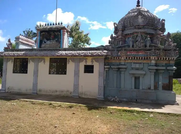 Arulmigu Varadharaja Perumal Temple, Ponthottam - 609503 அருள்மிகு வரதராஜபெருமாள் திருக்கோயில், Ponthottam - 609503, Thiruvarur - Ancient Temple Architecture and History Image 6
