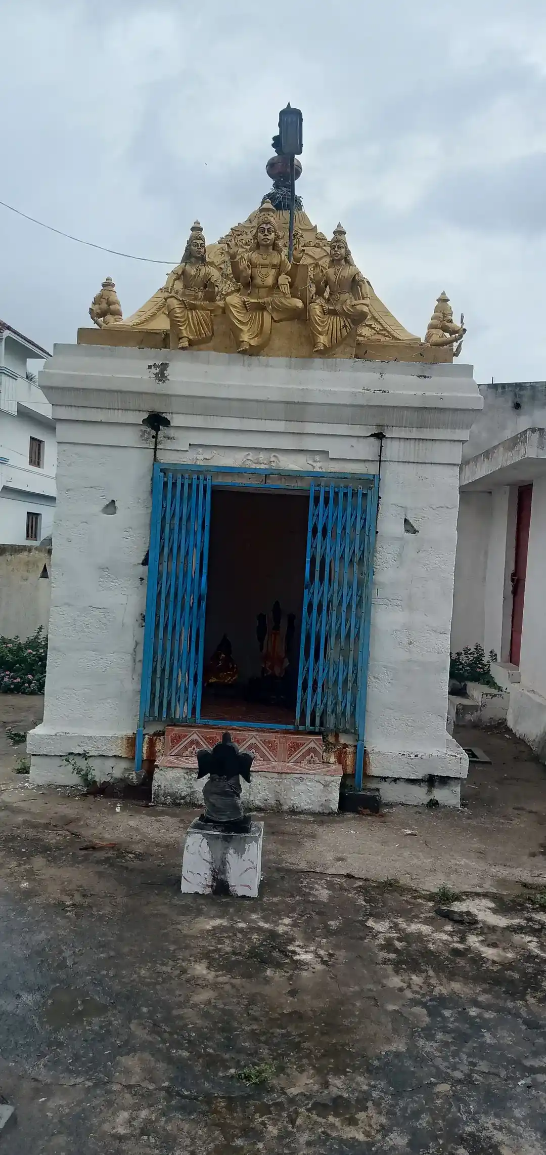 Arulmigu Varadharaja Perumal Temple, Saathanoor - 606205 Arulmigu Varadharaja Perumal Temple, Saathanoor - 606205, Kallakurichi - Ancient Temple Architecture and History Image 3