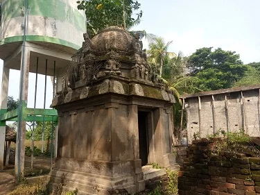 அருள்மிகு வரதராஜபொருமாள் திருக்கோயில், Sangamangalam - 609403 - Main View