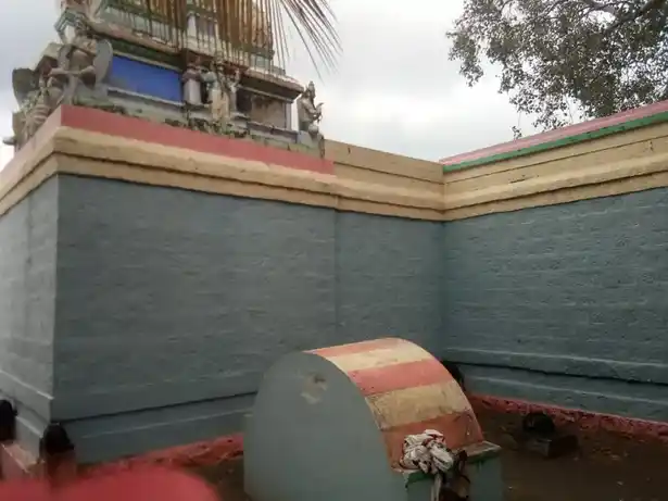 Arulmigu Varadharaja Perumal Temple, Sennanur, Thenkarai - 641101 அருள்மிகு வரதராஜப்பெருமாள் திருக்கோயில், Sennanur, Thenkarai - 641101, Coimbatore - Ancient Temple Architecture and History Image 7