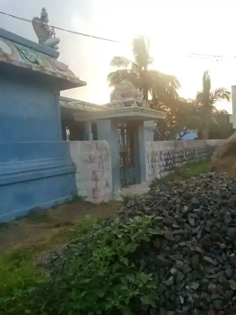 Arulmigu Varadharaja Perumal Temple, Siruvaththur - 606201 அருள்மிகு வரதராஜப்பெருமாள் திருக்கோயில், Siruvaththur - 606201, Kallakurichi - Ancient Temple Architecture and History Image 4