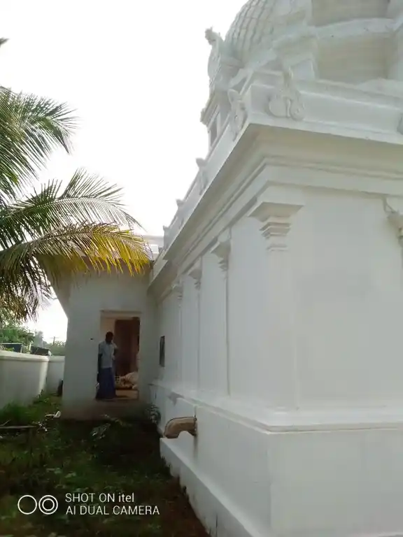 Arulmigu Varadharaja Perumal Temple, Sorkkaiyoor - 609403 அருள்மிகு வரதராஜபெருமாள் ஆலயம், Sorkkaiyoor - 609403, Thiruvarur - Ancient Temple Architecture and History Image 4