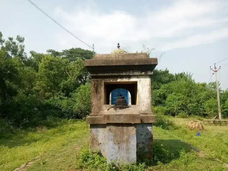 Arulmigu Varadharaja Perumal Temple, Thalayoor - 609403