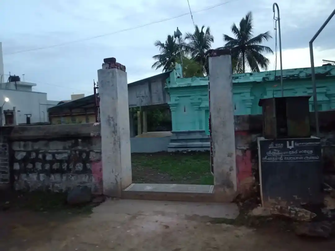 Arulmigu Varadharaja Perumal Temple, Thenkeeranur - 606213 அருள்மிகு வரதராஜப்பெருமாள் திருக்கோயில், Thenkeeranur - 606213, Kallakurichi - Ancient Temple Architecture and History Image 4