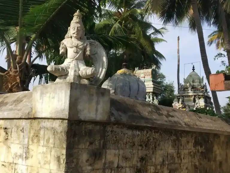 Arulmigu Varadharaja Perumal Temple, Vadasiruvallur - 607107 அருள்மிகு வரதராஜப்பெருமாள் திருக்கோயில், Vadasiruvallur - 607107, Kallakurichi - Ancient Temple Architecture and History Image 3
