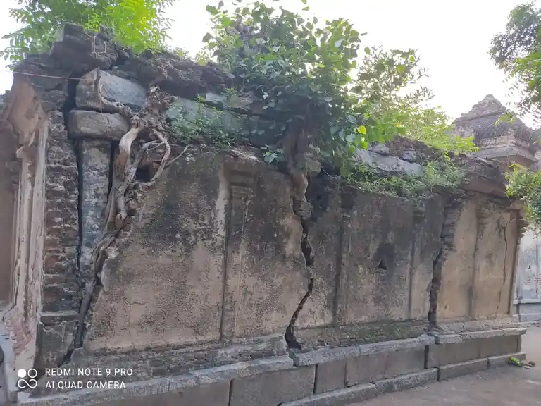 Arulmigu Varadharaja Perumal Temple, Veerasozhiyam - 606206 அருள்மிகு வரதராஜப்பெருமாள் திருக்கோயில், Veerasozhiyam - 606206, Kallakurichi - Ancient Temple Architecture and History Image 2