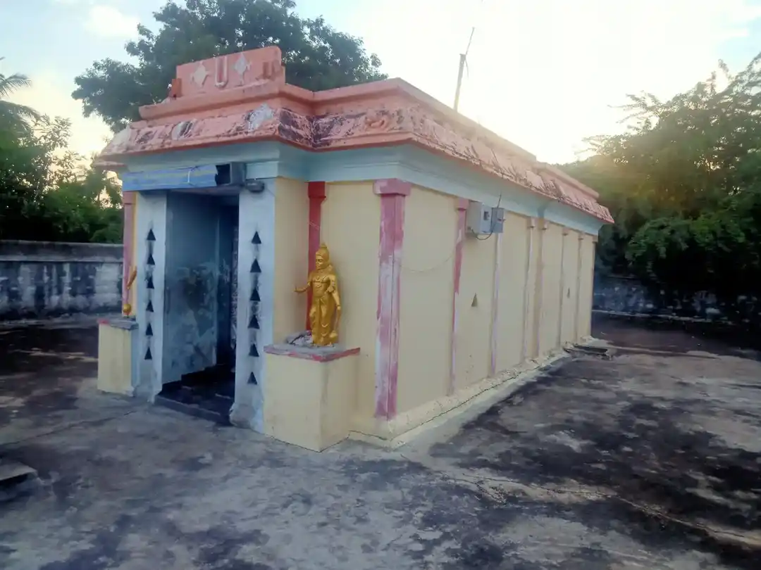 Arulmigu Varadharaja Perumal Temple, Velaanandhal - 606207 அருள்மிகு வரதராஜப்பெருமாள் திருக்கோயில், Velaanandhal - 606207, Kallakurichi - Ancient Temple Architecture and History Image 7