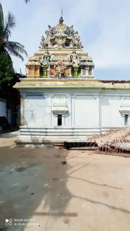 Arulmigu Varadharaja Perumal Temple, Vilapakkam - 632521 அருள்மிகு வரதராஜப்பெருமாள் திருக்கோயில், விளாபாக்கம் - 632521, Ranipet - Ancient Temple Architecture and History Image 2