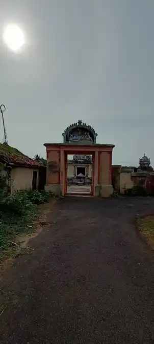 Arulmigu Varadharajaperumal And Paravatheeswarar Temple, Palakurchi - 611109 அருள்மிகு வரதராஜபெருமாள், பார்வதீஸ்வரர் திருக்கோயில், பாலக்குறிச்சி - 611109, Nagapattinam - Ancient Temple Architecture and History Image 6