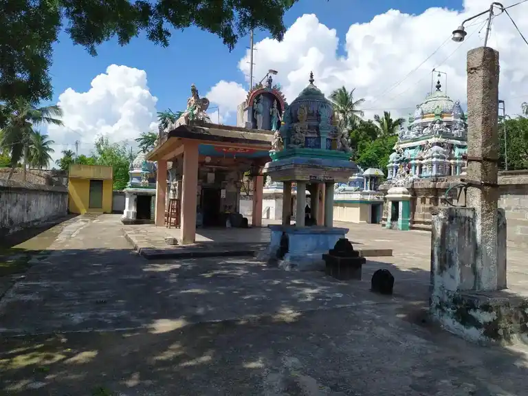 Arulmigu Varadharajaperumal Temple, Aasur - 605652 அருள்மிகு வரதராஜப்பெருமாள் திருக்கோயில், Aasur - 605652, Viluppuram - Ancient Temple Architecture and History Image 3