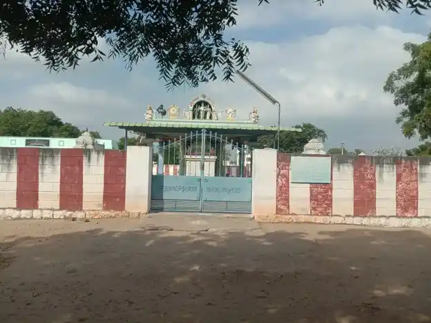 Arulmigu Varadharajaperumal Temple, Aathur - 639002 அருள்மிகு வரதராஜப்பெருமாள் திருக்கோயில், Aathur - 639002, Karur - Ancient Temple Architecture and History Image 4