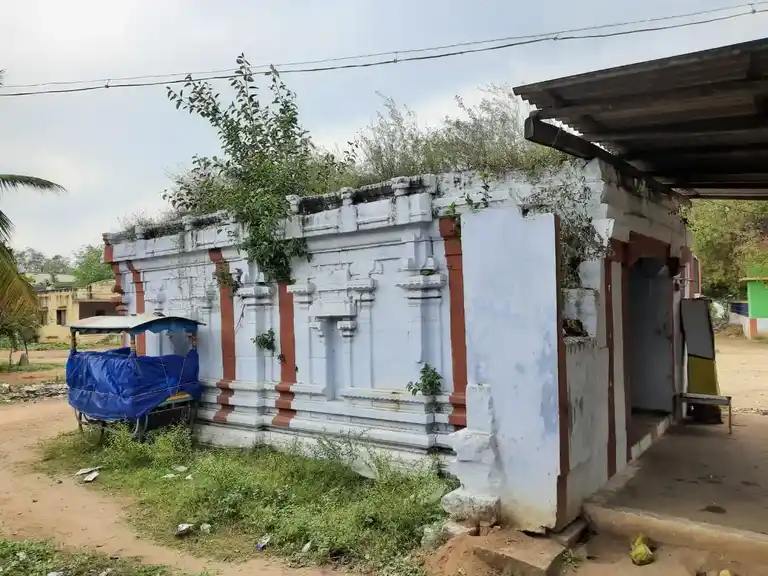 Arulmigu Varadharajaperumal Temple, Amarakundhi - 636503 அருள்மிகு வரதராஜ பெருமாள் திருக்கோயில், Amarakundhi - 636503, Salem - Ancient Temple Architecture and History Image 4