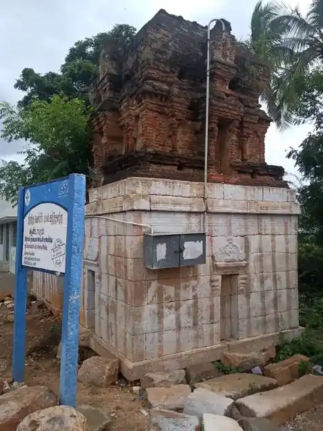 Arulmigu Varadharajaperumal Temple, Andapuram - 637020 அருள்மிகு வரதராஜப் பெருமாள் திருக்கோயில், Andapuram - 637020, Namakkal - Ancient Temple Architecture and History Image 2
