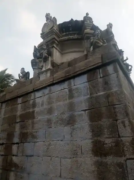 Arulmigu Varadharajaperumal Temple, Appananallur - 621208 Arulmigu Varadharajaperumal Temple, Appananallur - 621208, Thiruchirappalli - Ancient Temple Architecture and History Image 7