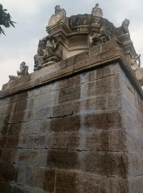 Arulmigu Varadharajaperumal Temple, Appananallur - 621208 Arulmigu Varadharajaperumal Temple, Appananallur - 621208, Thiruchirappalli - Ancient Temple Architecture and History Image 9