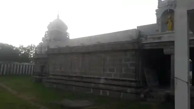 Arulmigu Varadharajaperumal Temple, Arasarkoil - 603303 அருள்மிகு வரதராஜப்பெருமாள் திருக்கோயில், அரசர்கோயில் - 603303, Chengalpattu - Ancient Temple Architecture and History Image 2