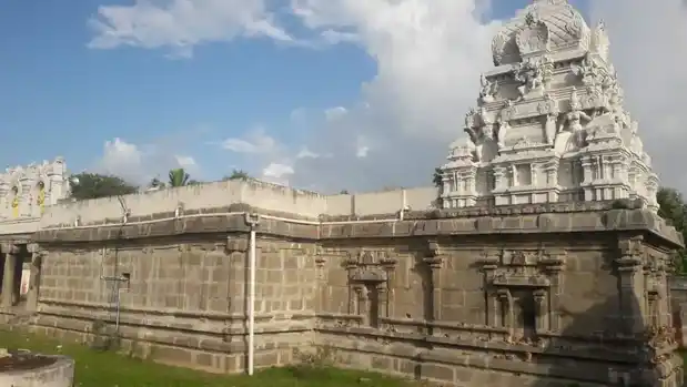 Arulmigu Varadharajaperumal Temple, Arasarkoil - 603303 அருள்மிகு வரதராஜப்பெருமாள் திருக்கோயில், அரசர்கோயில் - 603303, Chengalpattu - Ancient Temple Architecture and History Image 3