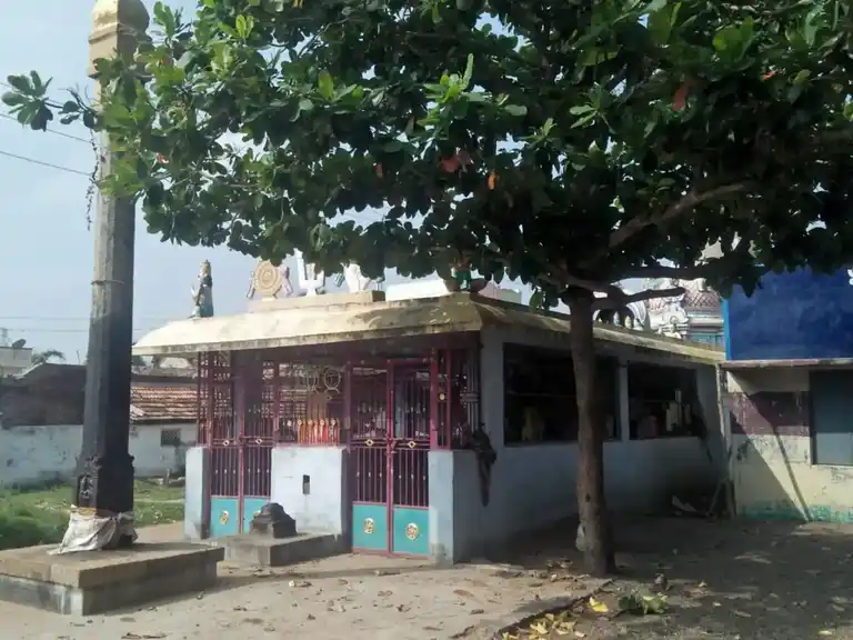 Arulmigu Varadharajaperumal Temple, Ayanthathanoor - 621709 Arulmigu Varadharajaperumal Temple, Ayanthathanoor - 621709, Ariyalur - Ancient Temple Architecture and History Image 3
