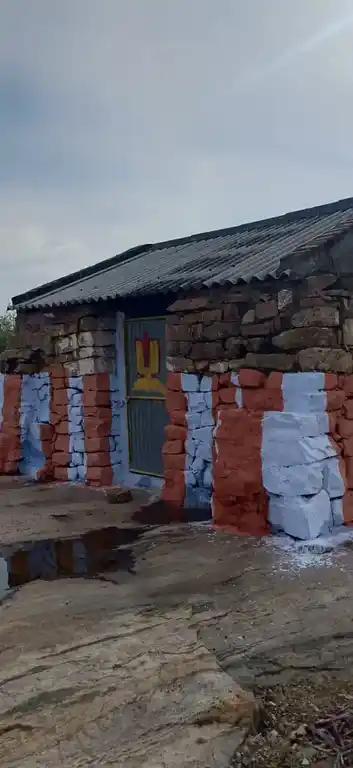 Arulmigu Varadharajaperumal Temple, Edaikalpady - 638106 அருள்மிகு வரதராசப்பெருமாள் திருக்கோயில், எடைகள்படிய - 638106, Tiruppur - Ancient Temple Architecture and History Image 4