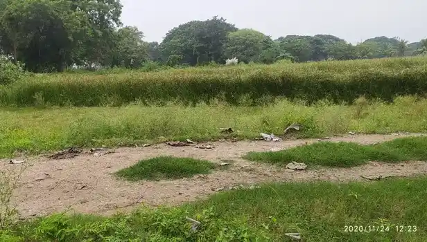 Arulmigu Varadharajaperumal Temple, Enungoor - 639110 அருள்மிகு வரதராஜப்பெருமாள் திருக்கோயில், Enungoor - 639110, Karur - Ancient Temple Architecture and History Image 4