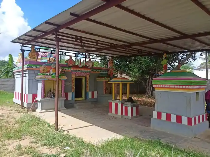 Arulmigu Varadharajaperumal Temple, Eravangudi - 621803 அருள்மிகு வரதராஜப்பெருமாள் திருக்கோயில், எரவாங்குடி - 621803, Ariyalur - Ancient Temple Architecture and History Image 4