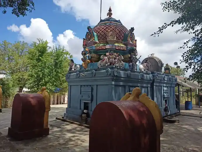 Arulmigu Varadharajaperumal Temple, Eravangudi - 621803 அருள்மிகு வரதராஜப்பெருமாள் திருக்கோயில், எரவாங்குடி - 621803, Ariyalur - Ancient Temple Architecture and History Image 6