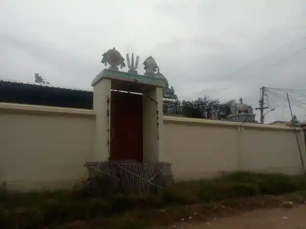 Arulmigu Varadharajaperumal Temple, Ka.Paramathi - 639111 அருள்மிகு வரதராஜப்பெருமாள் திருக்கோயில், Ka.Paramathi - 639111, Karur - Ancient Temple Architecture and History Image 3