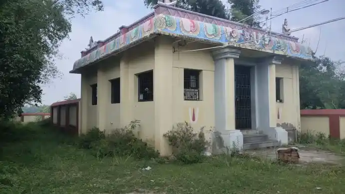 Arulmigu Varadharajaperumal Temple, Kalyanamahadevi - 610103 அருள்மிகு வரதராஜபெருமாள் திருக்கோயில், Kalyanamahadevi - 610103, Thiruvarur - Ancient Temple Architecture and History Image 3