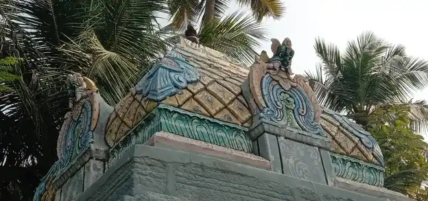 Arulmigu Varadharajaperumal Temple, Keelsathampur - 637207 அருள்மிகு வரதராஜ பெருமாள் திருக்கோயில், கீழ்சாத்தம்பூர் - 637207, Namakkal - Ancient Temple Architecture and History Image 2