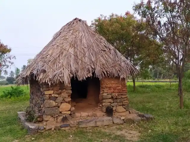 Arulmigu Varadharajaperumal Temple, Kokkalai - 637410 அருள்மிகு வரதராசப் பெருமாள் திருக்கோயில், Kokkalai - 637410, Namakkal - Ancient Temple Architecture and History Image 2