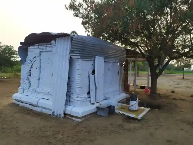 Arulmigu Varadharajaperumal Temple, Kokkalai - 637410 அருள்மிகு வரதராசப் பெருமாள் திருக்கோயில், Kokkalai - 637410, Namakkal - Ancient Temple Architecture and History Image 4