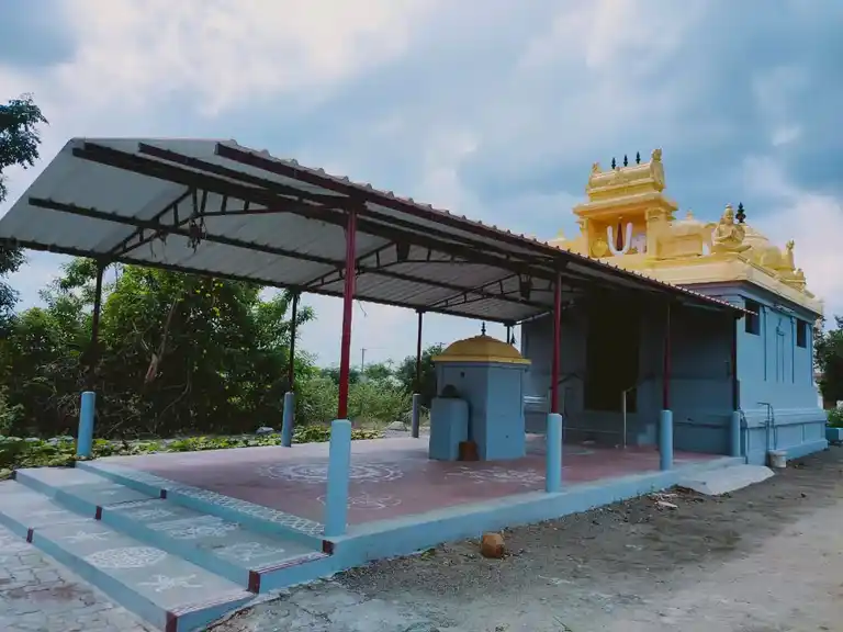 Arulmigu Varadharajaperumal Temple, Kolanthangaikarai, Perumpakkam - 605301 அருள்மிகு வரதராஜப்பெருமாள் திருக்கோயில், Kolanthangaikarai, Perumpakkam - 605301, Viluppuram - Ancient Temple Architecture and History Image 3