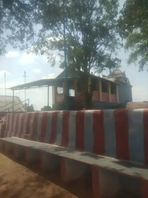 Arulmigu Varadharajaperumal Temple, Konneripatti, Ponnivadi - 638673 அருள்மிகு வரதராசப் பெருமாள் திருக்கோயில், Konneripatti, Ponnivadi - 638673, Tiruppur - Ancient Temple Architecture and History Image 3