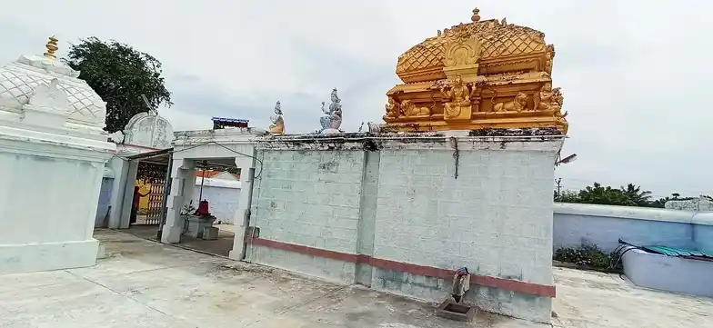 Arulmigu Varadharajaperumal Temple, Kottaimulanur, Moolanur - 638106 Arulmigu Varadharajaperumal Temple, கோட்டை மூலனுார், மூலனுார் - 638106, Tiruppur - Ancient Temple Architecture and History Image 4