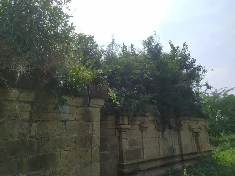 Arulmigu Varadharajaperumal Temple, Kovilpalayam - 621716 Arulmigu Varadharajaperumal Temple, Kovilpalayam - 621716, Perambalur - Ancient Temple Architecture and History Image 3