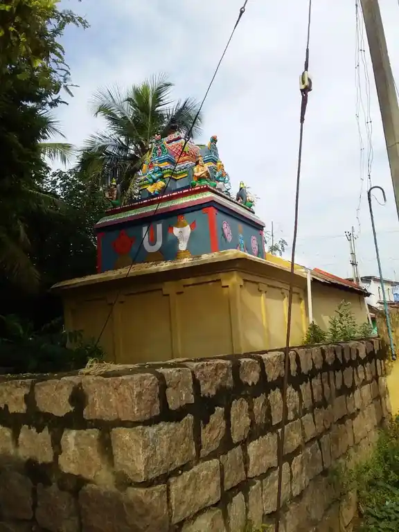 Arulmigu Varadharajaperumal Temple, Krishnarayapuram - 639102 அருள்மிகு வரதராஜப்பெருமாள் திருக்கோயில், Krishnarayapuram - 639102, Karur - Ancient Temple Architecture and History Image 2
