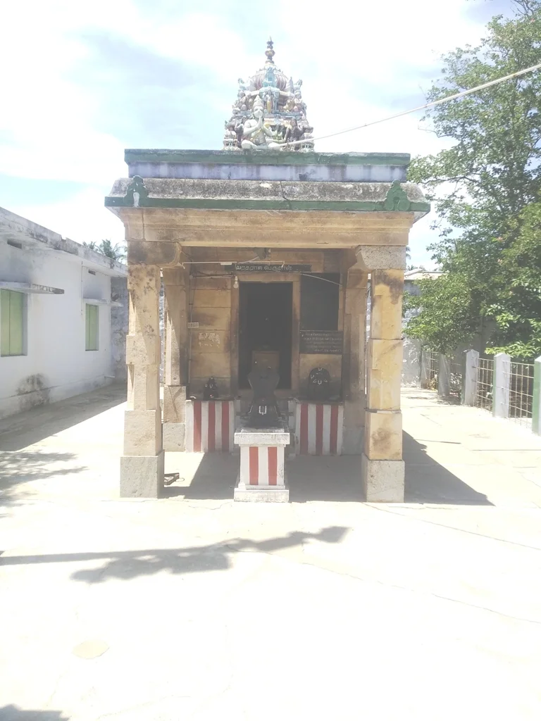 அருள்மிகு வரதராசப்பெருமாள் திருக்கோயில், Kundadam - 638702 - Main View