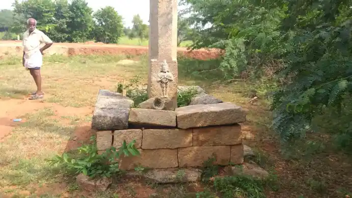 Arulmigu Varadharajaperumal Temple, Mavathoor - 621311 அருள்மிகு வரதராஜப்பெருமாள் திருக்கோயில், Mavathoor - 621311, Karur - Ancient Temple Architecture and History Image 5