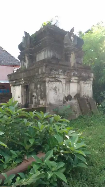 Arulmigu Varadharajaperumal Temple, Mulapakkam - 609314 அருள்மிகு வரதராஜப்பெருமாள் திருக்கோயில், Mayiladuthurai - 609314, Mayiladuthurai - Ancient Temple Architecture and History Image 2