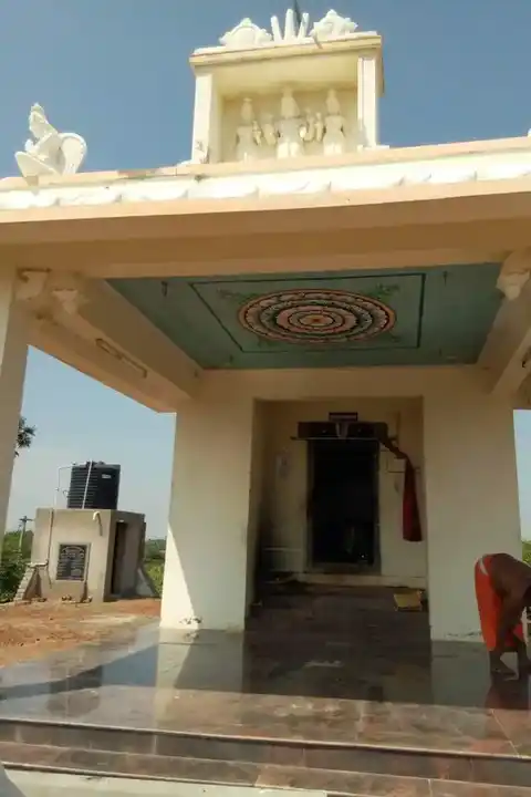 Arulmigu Varadharajaperumal Temple, Pavithram, Pavithram - 639002 Arulmigu Varadharajaperumal Temple, பவித்ரம், Pavithram - 639002, Karur - Ancient Temple Architecture and History Image 2