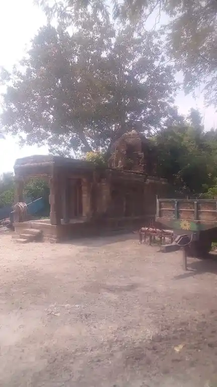 Arulmigu Varadharajaperumal Temple, Perumandi - 621714 அருள்மிகு வரதராஜப்பெருமாள் திருக்கோயில்,  - 621714, Ariyalur - Ancient Temple Architecture and History Image 5